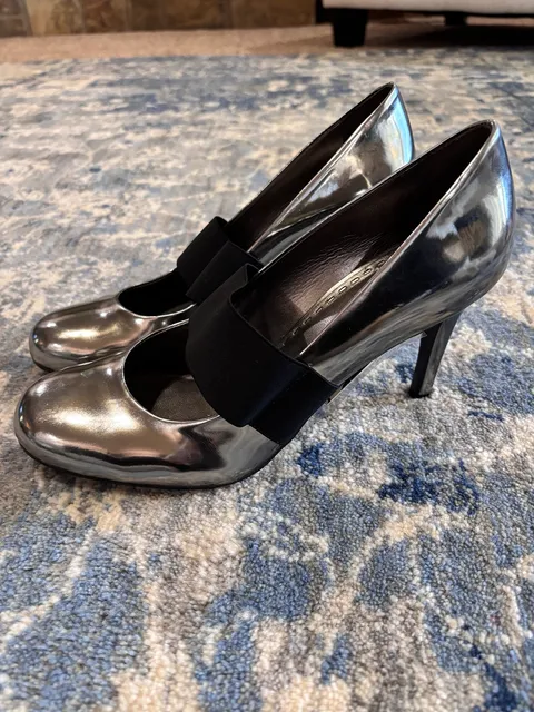 Gianni Bini Heels Size 10M Silver Metallic Stiletto