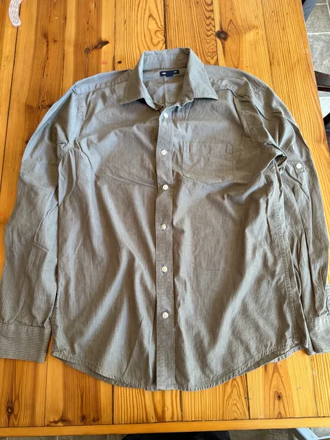 Gap Long Sleeve Button Up Shirt Size M Striped Gray Pocket Casual