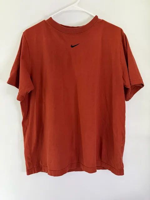 Nike The Nike Tee Size S Orange Loose Fit Short Sleeve T-Shirt