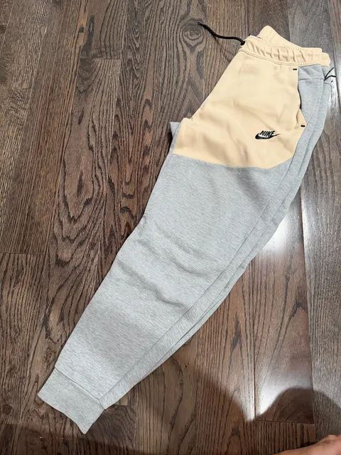 Nike Tech Fleece Pants Size S Grey Tan Sweatpants