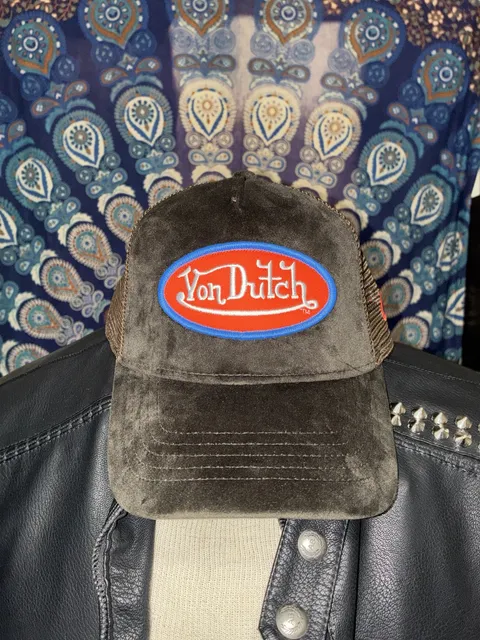 Von Dutch Velvet Hollywood Trucker Hat Brown One Size