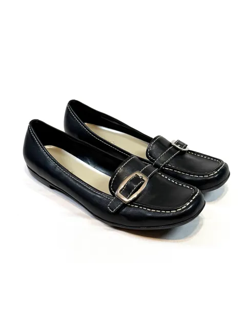 Maripé Women's Loafers Size 11 M Old Money Preppy Y2K Quiet Luxury Dark Academia Black Leather Silver Buckle Contrast Stitch Square Toe Slip On