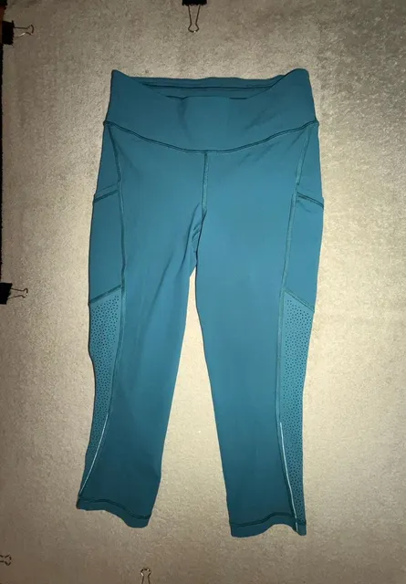 Lululemon Ready To Race Crop Leggings Deep Cove with ventilation