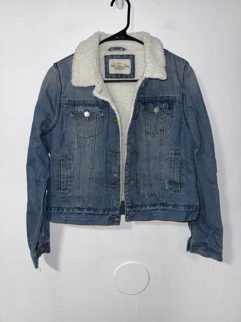 Ashley Vintage Charm Sherpa Denim Jacket Size M