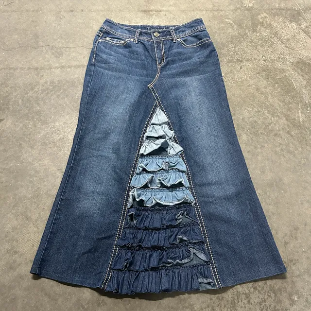 Dweekend Y2K Denim Maxi Skirt Ruffle Insert Embroidered Pockets Boho Western
