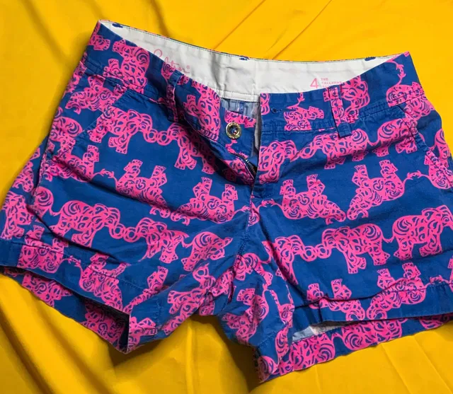 Lilly Pulitzer The Callahan Short Women Size 4 Blue Pink Elephant Print