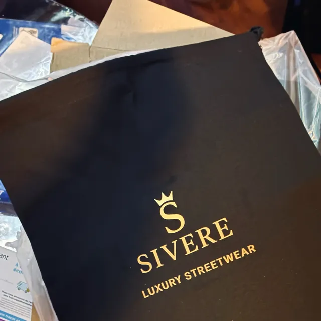 Sivere Luxury Streetwear Black Cinch Hand Bag