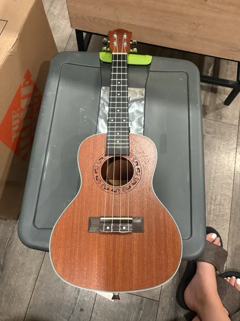 Ranch UK-23 Concert Ukulele 23-Inch Mahogany with Gig Bag