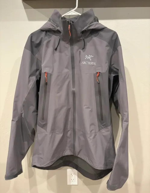 Arcteryx Alpha SV Jacket Size L/G Grey Gore-Tex