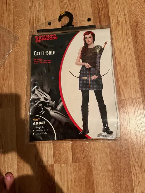 Spirit Halloween Dungeons & Dragons Catti-Brie Costume Size Small 4-6