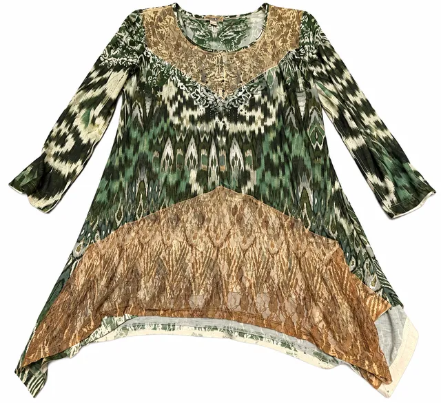 One World Live And Let Live Top Size L Green Print Rhinestone Lace Hem