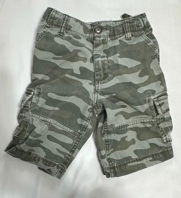 Carter's Camo Cargo Shorts Size 5 Green Military Print