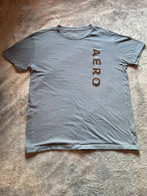 Aeropostale Graphic T-Shirt Size M Blue