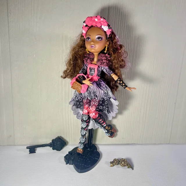 Ever After High Cedar Wood Through The Woods Doll