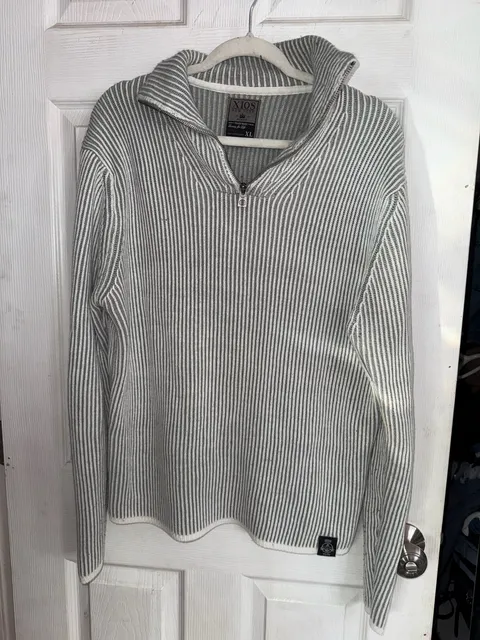 Xios New York 1/4 Zip Ribbed Sweater Size XL Gray White