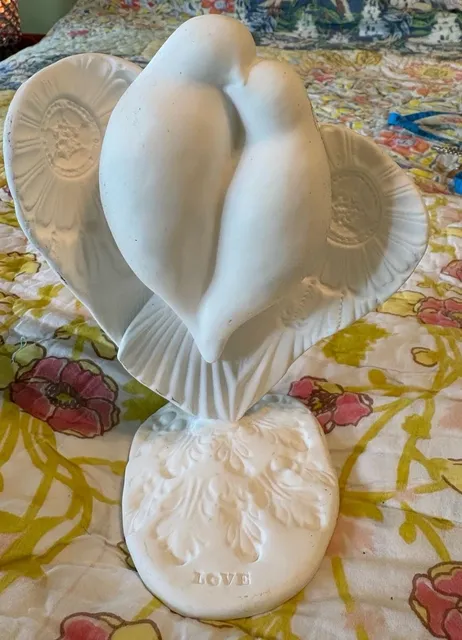 Flawed Hallmark Kim Mallory Lovebirds Ceramic Statue White Love