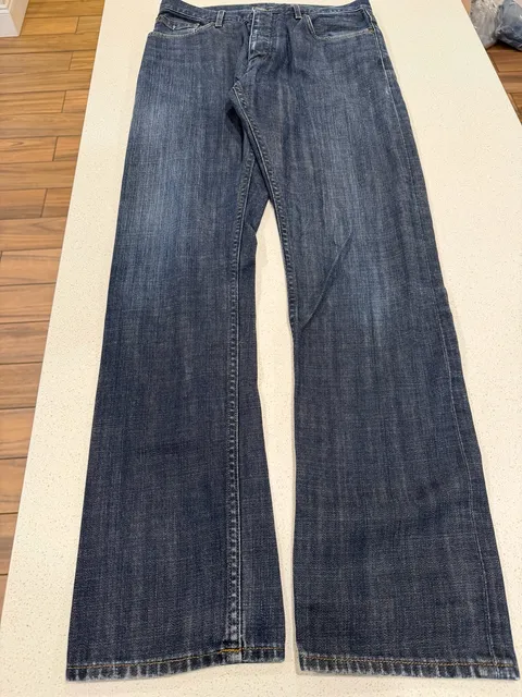 Burberry Brit Mens Jeans 30x32 Blue Denim Straight Leg Button Fly Designer
