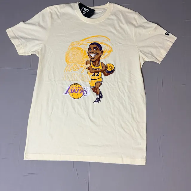 New Era Los Angeles Lakers Magic Johnson T-Shirt