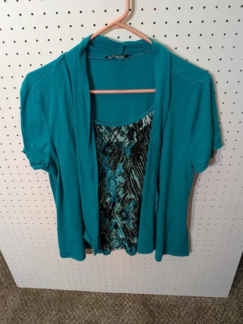 Elementz Layered Top Size XL Teal Blue Black Pattern Short Sleeve
