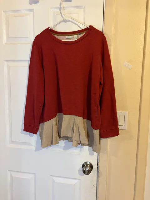 LOGO Lounge Layered Hem Sweatshirt Red