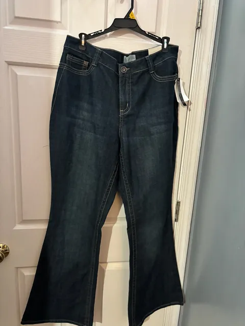 Fashion Bug Flare Jeans Size 16W Dark Wash Denim Pants