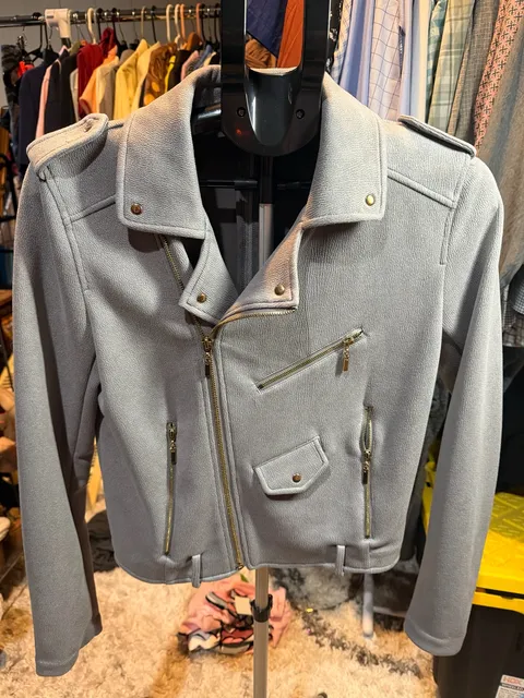 Gianni Bini Moto Jacket Size M Gray Textured Asymmetrical Zip