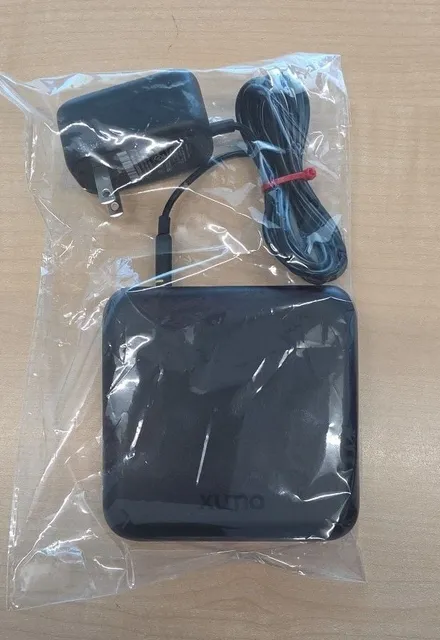 Xumo XiOne-SC B Stream Box SCXI11BEI With Power Supply 508