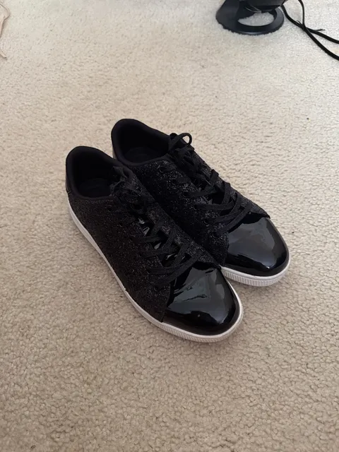 Lucky Step Glitter Sneakers Size 11 Black Patent Cap Toe