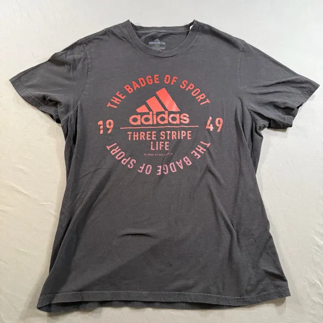 Adidas Amplifier Tee Men's Medium Black Red Badge of Sport Graphic T-Shirt