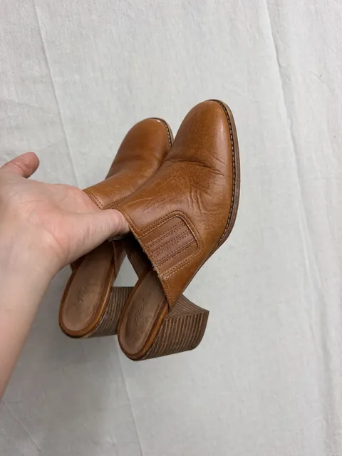 Madewell AH750 Brown Leather Mules Size 8