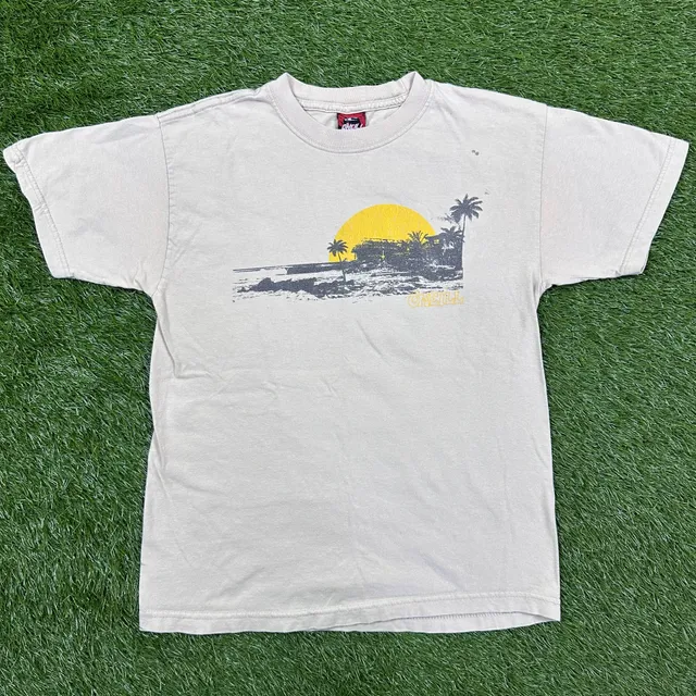 Vintage O’Neill Surf T-Shirt Faded Y2K Surfwear Tee