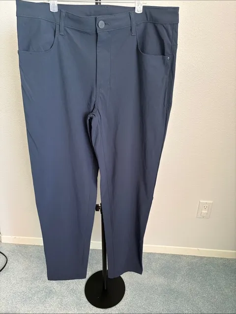 all in motion Men’s Navy golf stretch straight leg Pants 34X32