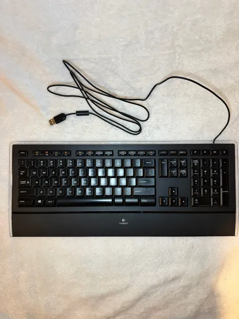 Logitech Illuminated Keyboard K740 Wired USB Black