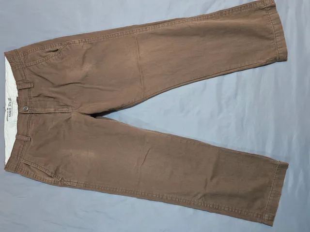 Old Navy Broken-In Khakis Pants 33x30 Brown Straight Leg