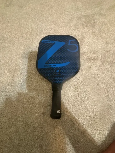 Onix Graphite Z5 Pickleball Paddle Blue Wide Body