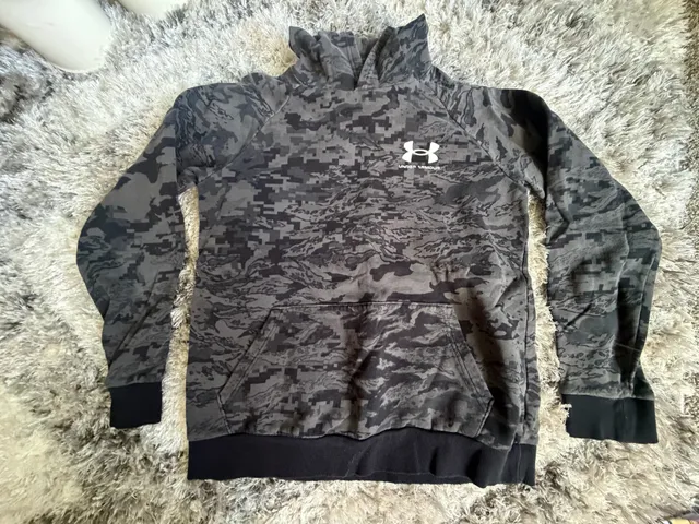 Under Armour Hoodie Size YXL Gray Camo Pullover Fleece