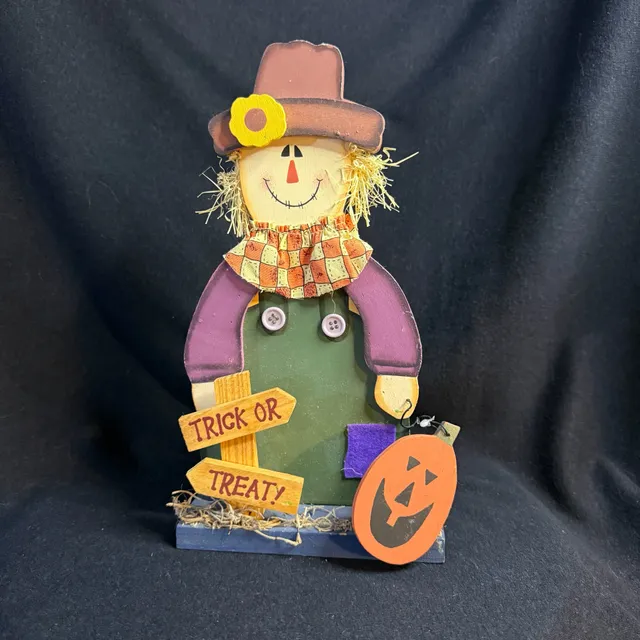 Wooden Scarecrow Shelf Sitter Fall Halloween Decor Pumpkin Trick or Treat
