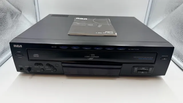 RCA RP-8070C 5 Disc Carousel Changer Stand-Alone CD Player