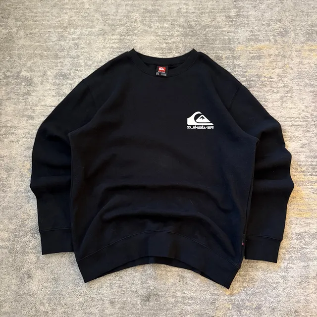 Vintage 2000s Quiksilver Crew Neck Sweatshirt Size S Black Graphic Pullover
