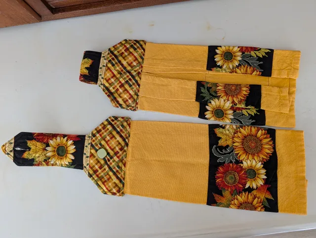 Handmade Hanging Kitchen Towels Set 2 Pack Fall Sunflower Plaid Button