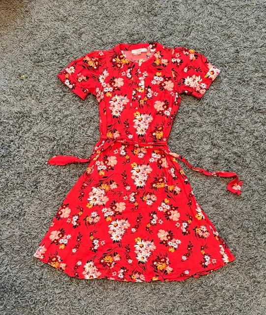 LOFT Floral Dress Size XXS Red Short Sleeve Belted