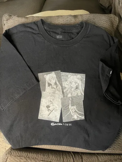 Vans Sailor Moon Classic Fit Black T-Shirt Medium