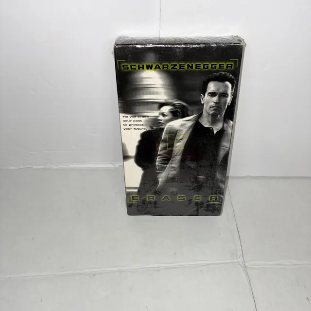 Eraser VHS Tape Arnold Schwarzenegger 1996 Sealed Warner Bros