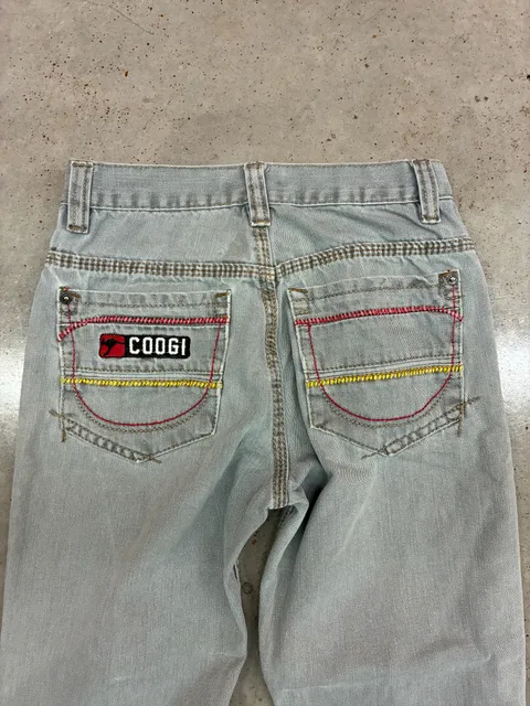 YOUTH Coogi Embroidered Logo Denim Jeans Light Wash Relaxed Fit