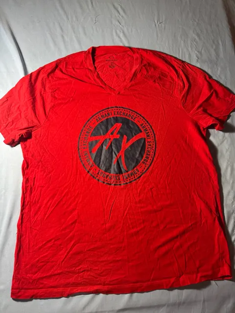 Armani Exchange Graphic V-Neck T-Shirt Size XL Red