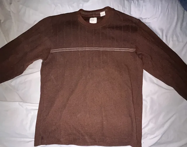 Arrow Long Sleeve Crewneck Sweater Brown
