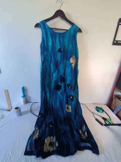 Jane Ashley Blue Floral Maxi Dress Size M
