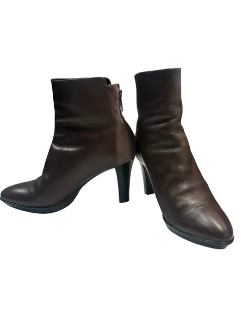 Aquatalia Leather Heeled Boots Brown Size 8