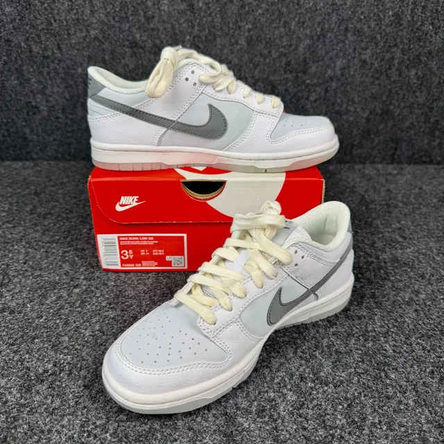 Nike Dunk Low GS Size 3.5Y White Smoke Grey Pure Platinum Sneakers