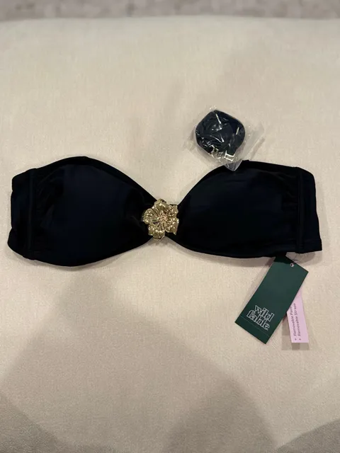 Wild Fable Bikini Top Size M (8-10) Black Flower Hardware
